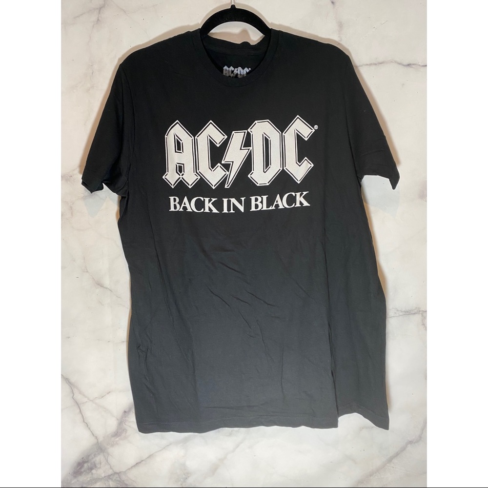NWT AC/DC Black Large T-shirt